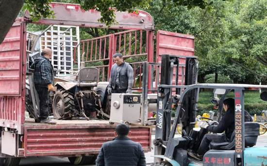 说明: d25a656a1a38f8070e4fff84c71ebc62